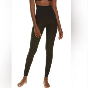 SKIMS | Sculpting Legging Onyx Black Size S/M